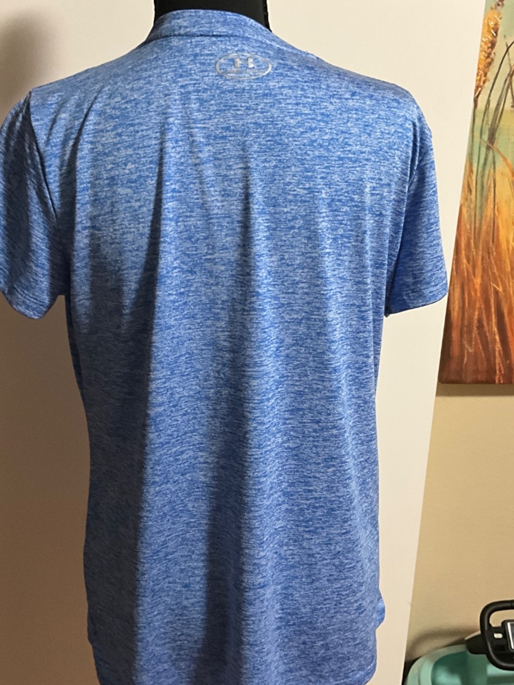 Workout top - Picture 2 of 2
